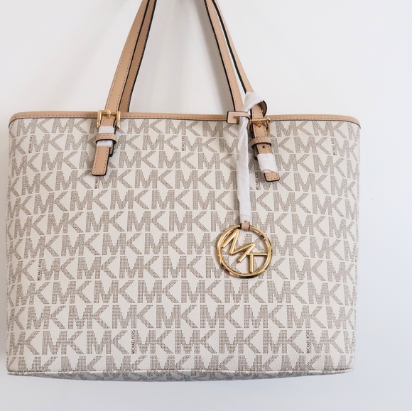 SOLD!!!🌼Michael Kors Jet Set Travel Tote Vanilla - Picture 2 of 15
